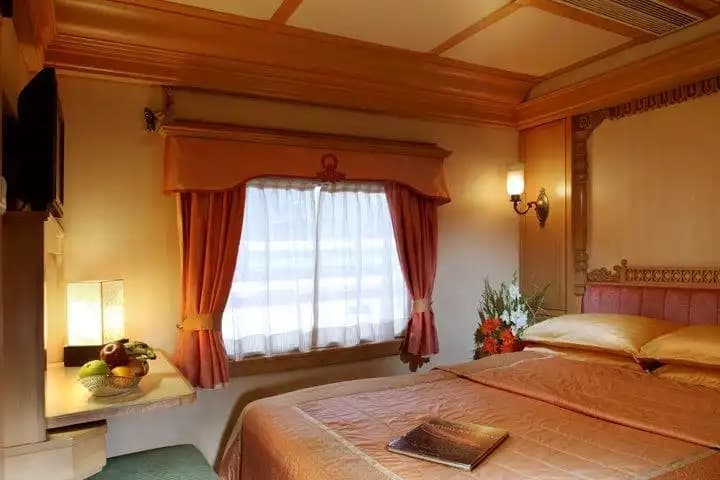 Golden Chariot Bedroom