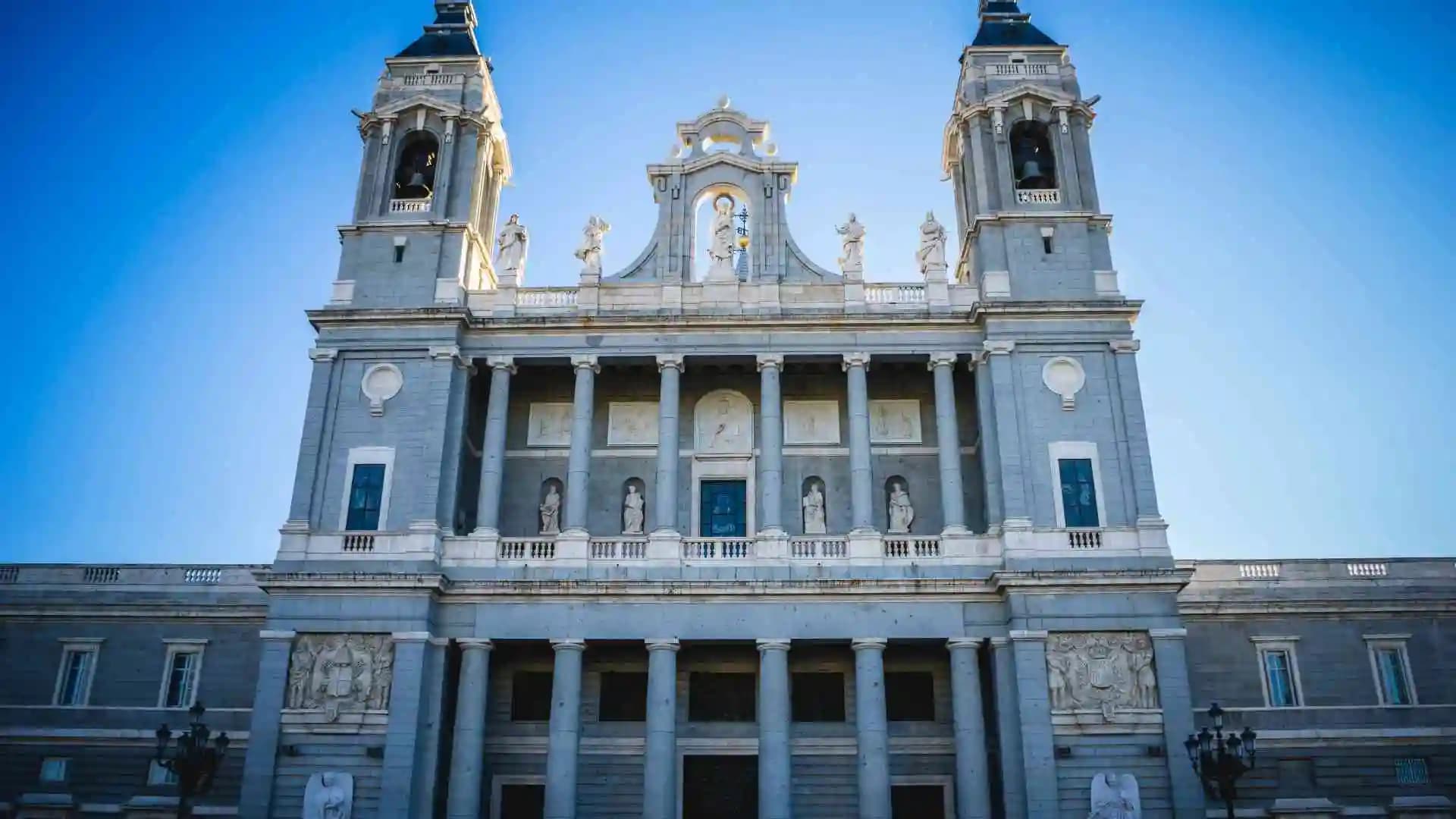 Almudena Cathedral1