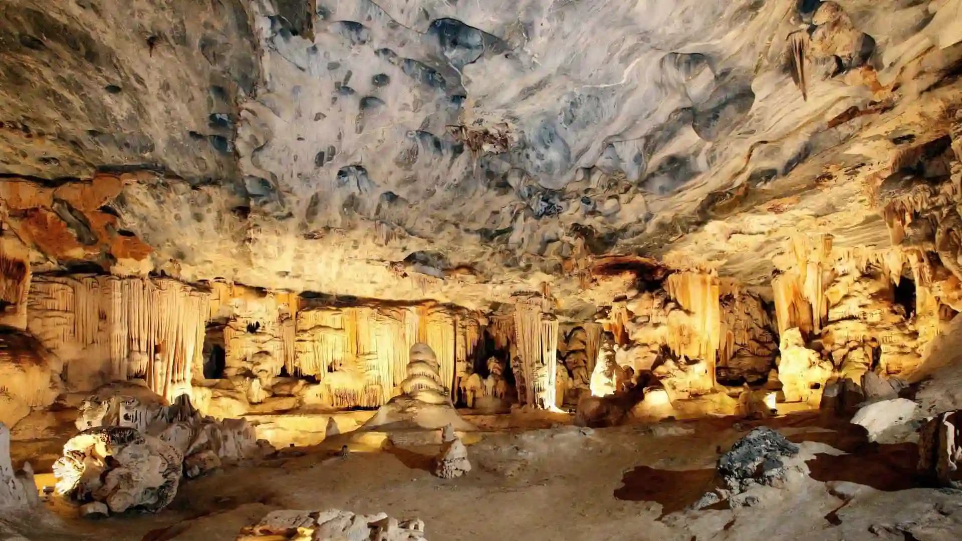 Cango Caves