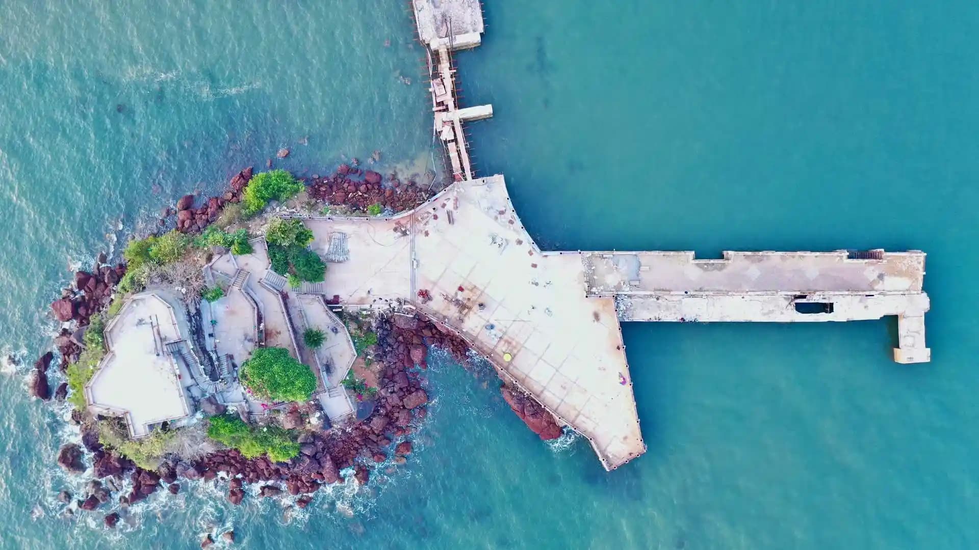 Dona Paula Jetty