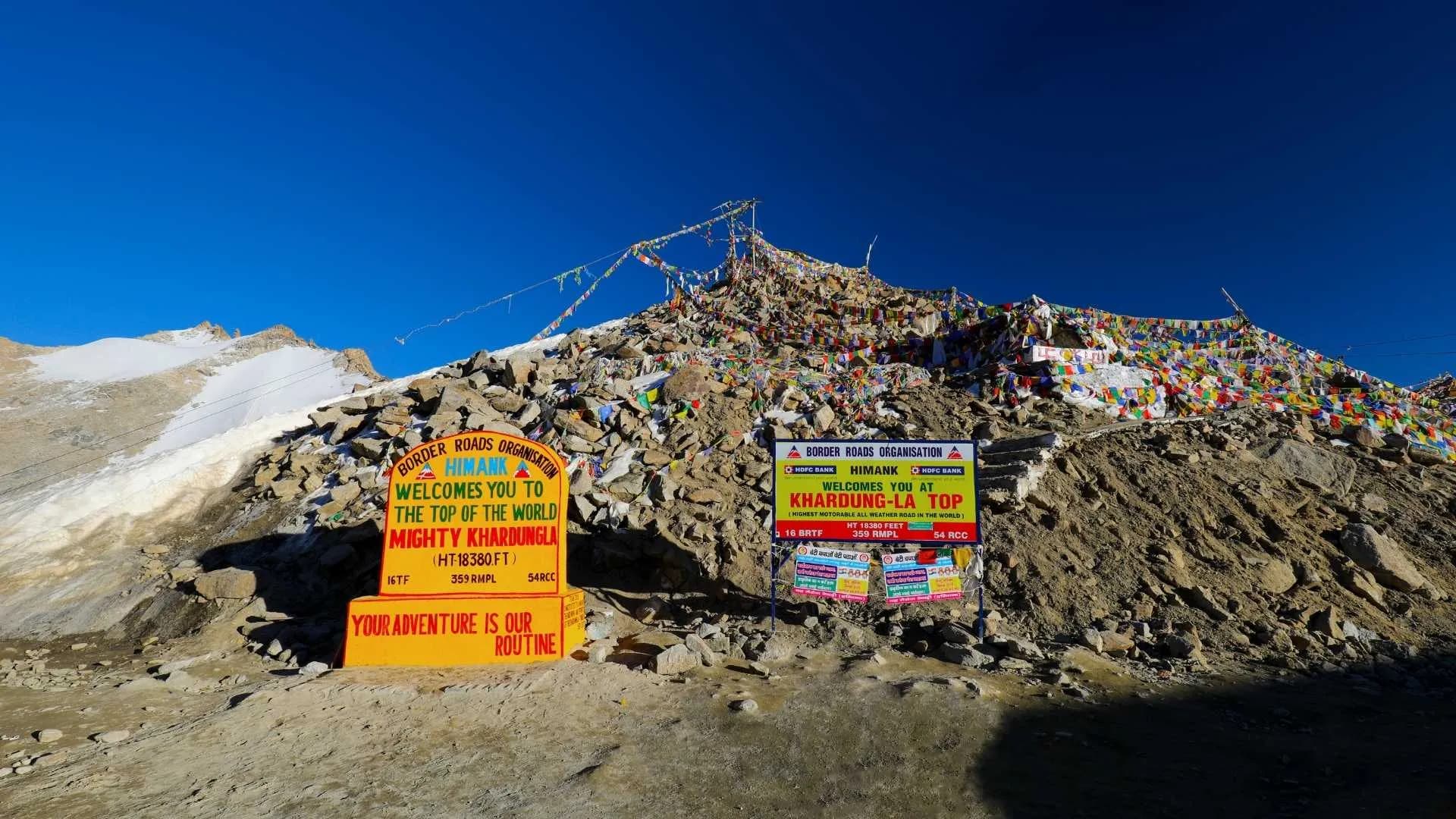 Khardung La Top