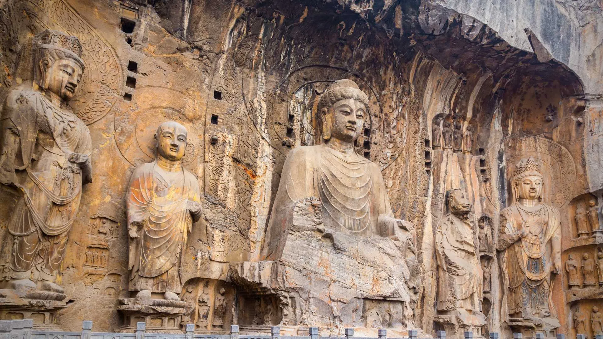 Luoyang Longmen Grottoes Buddha Carvings