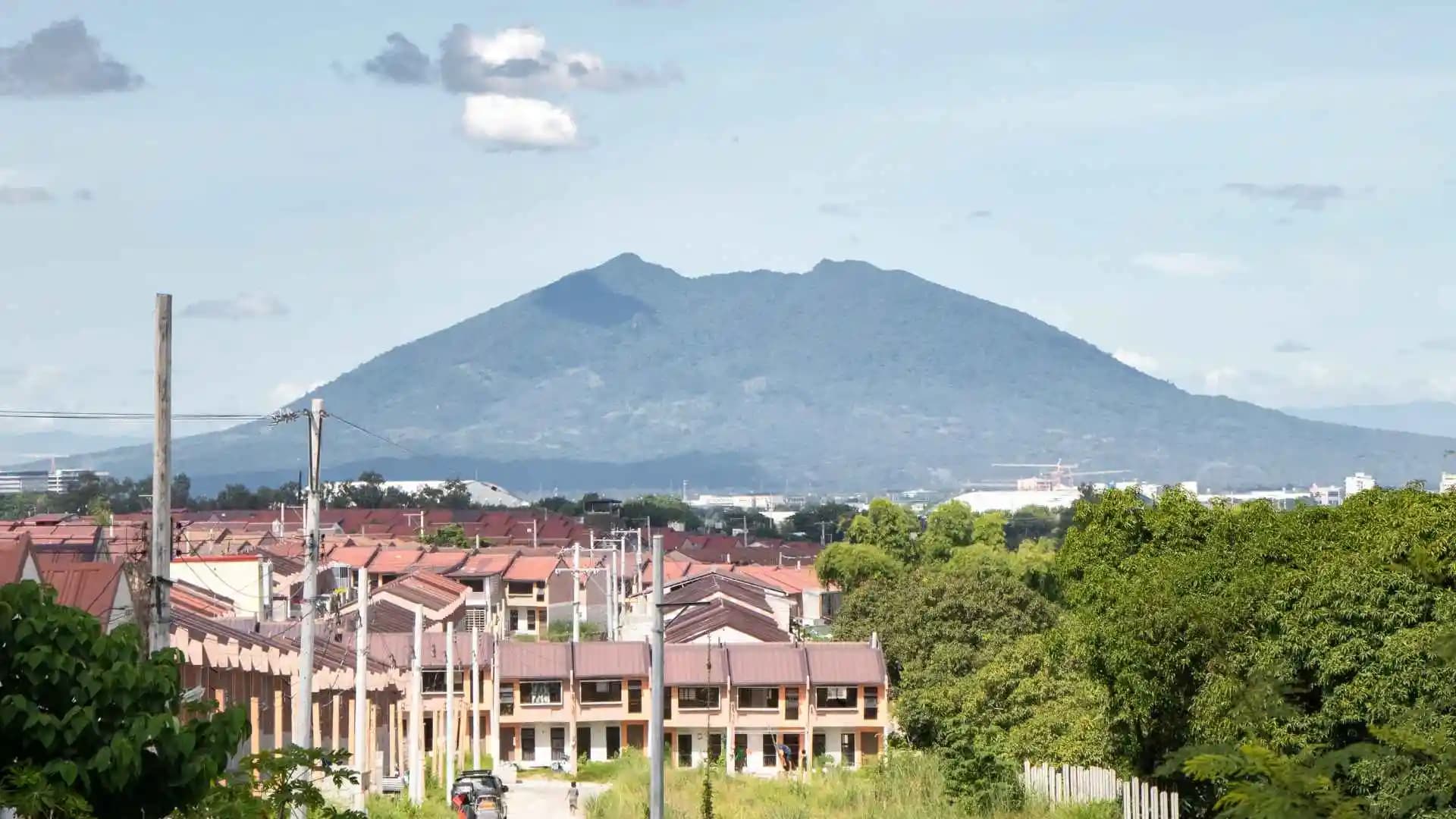 Mt Arayat