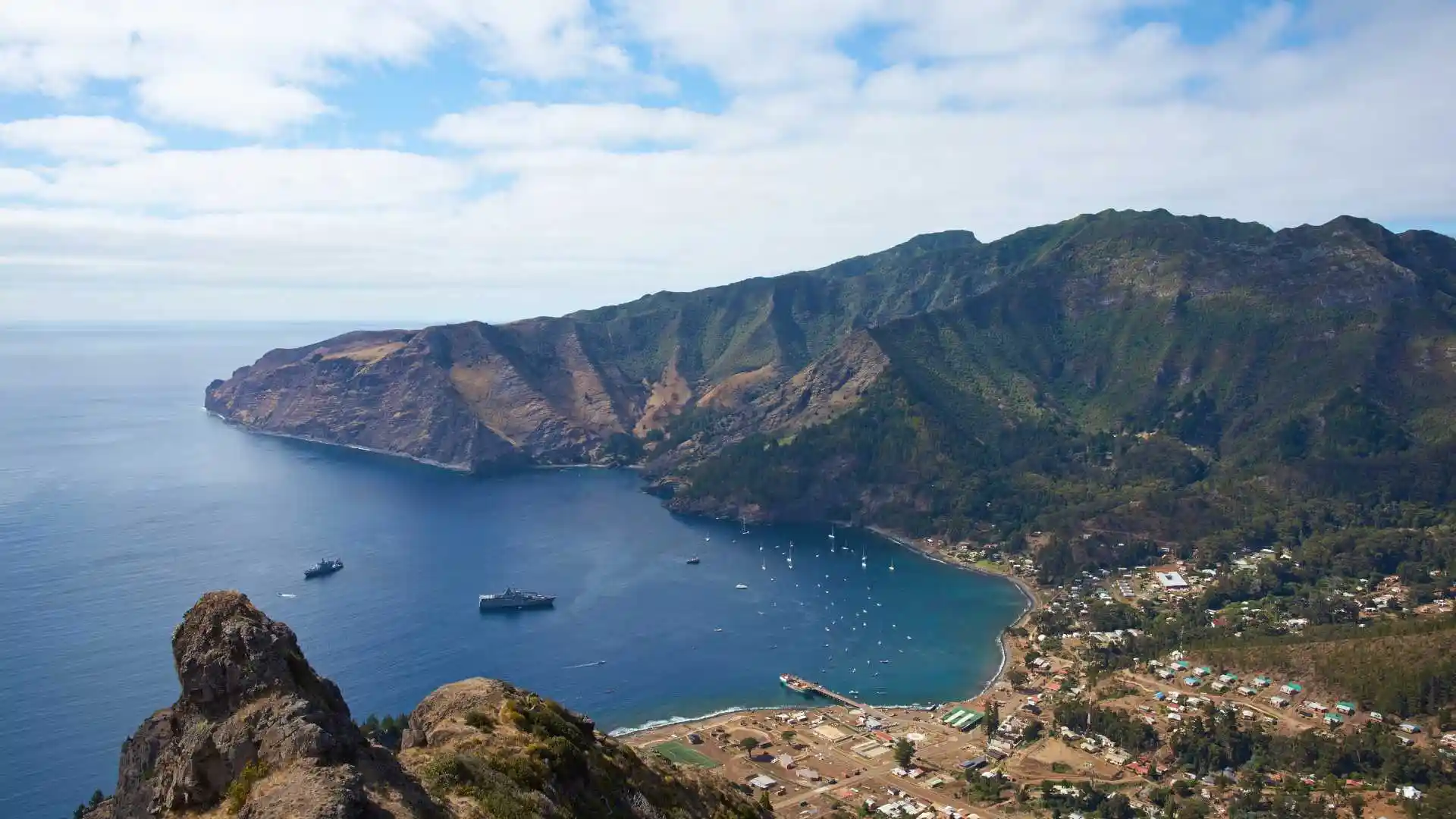 Robinson Crusoe Island