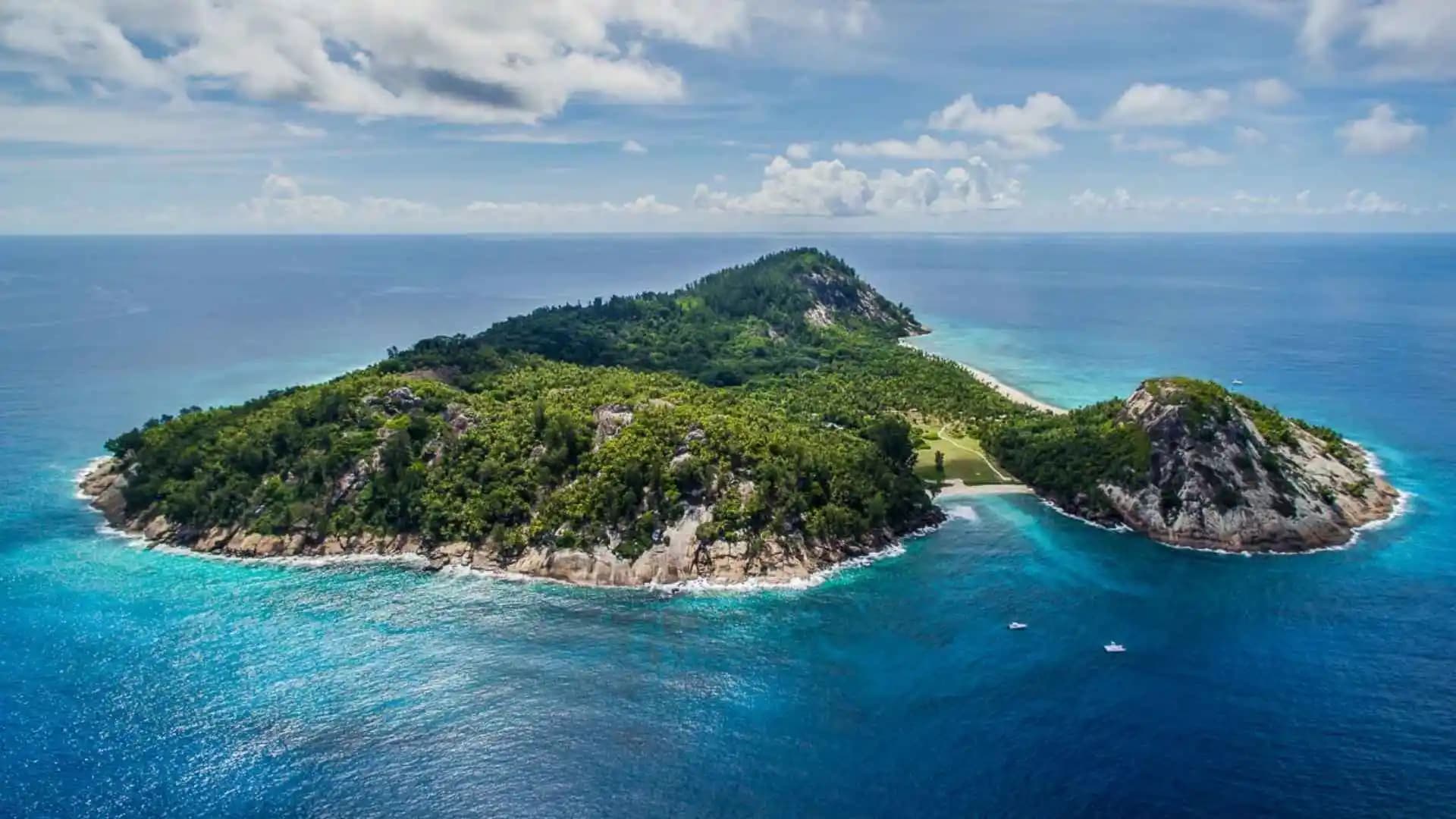 Silhouette Island
