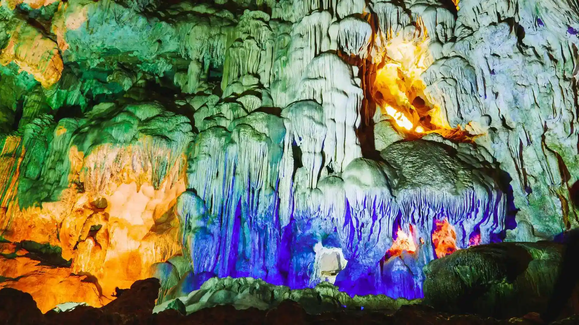 Sung Sot Cave