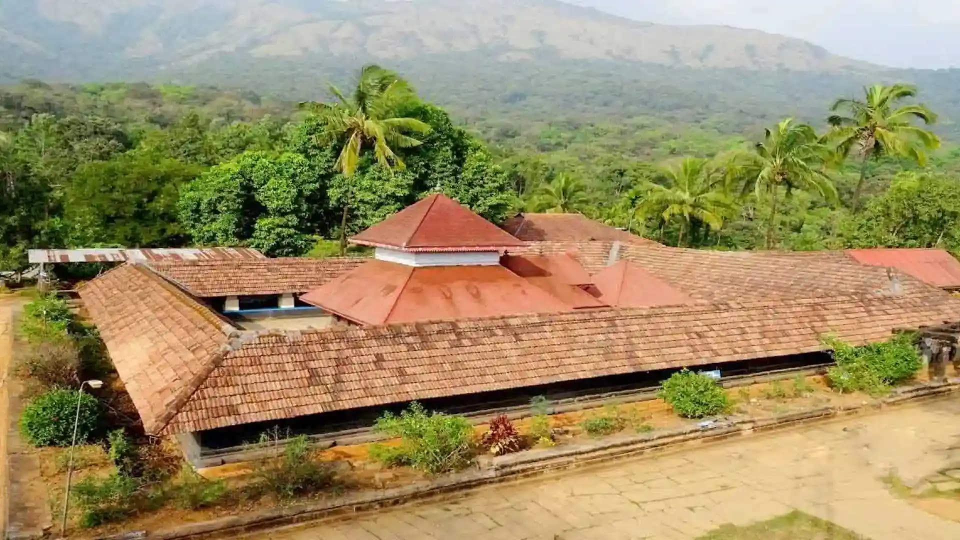 Tirunelli Temple