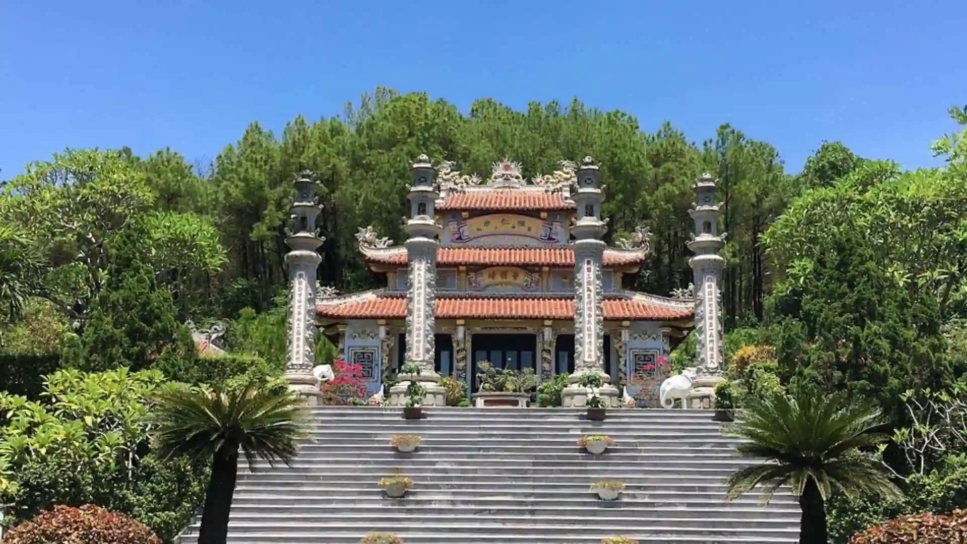 Tran Khanh Du Temple
