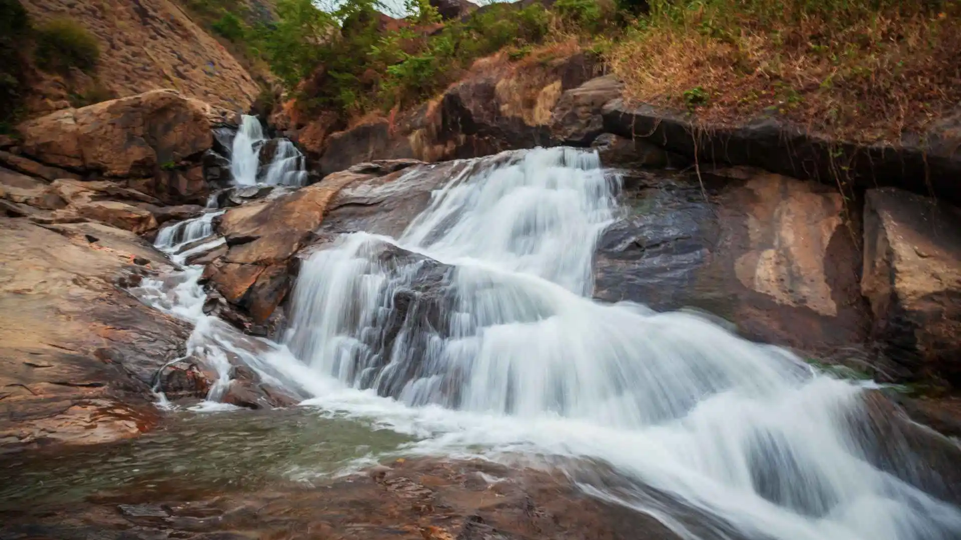 Valara and Cheeyappara Waterfalls