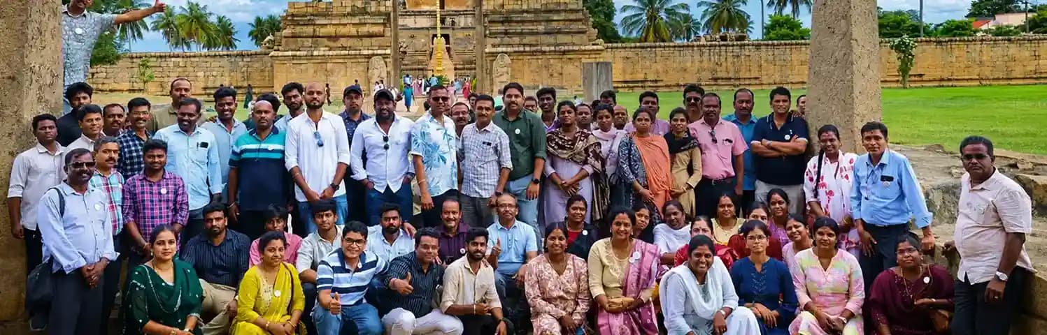 Cholan Tours Team