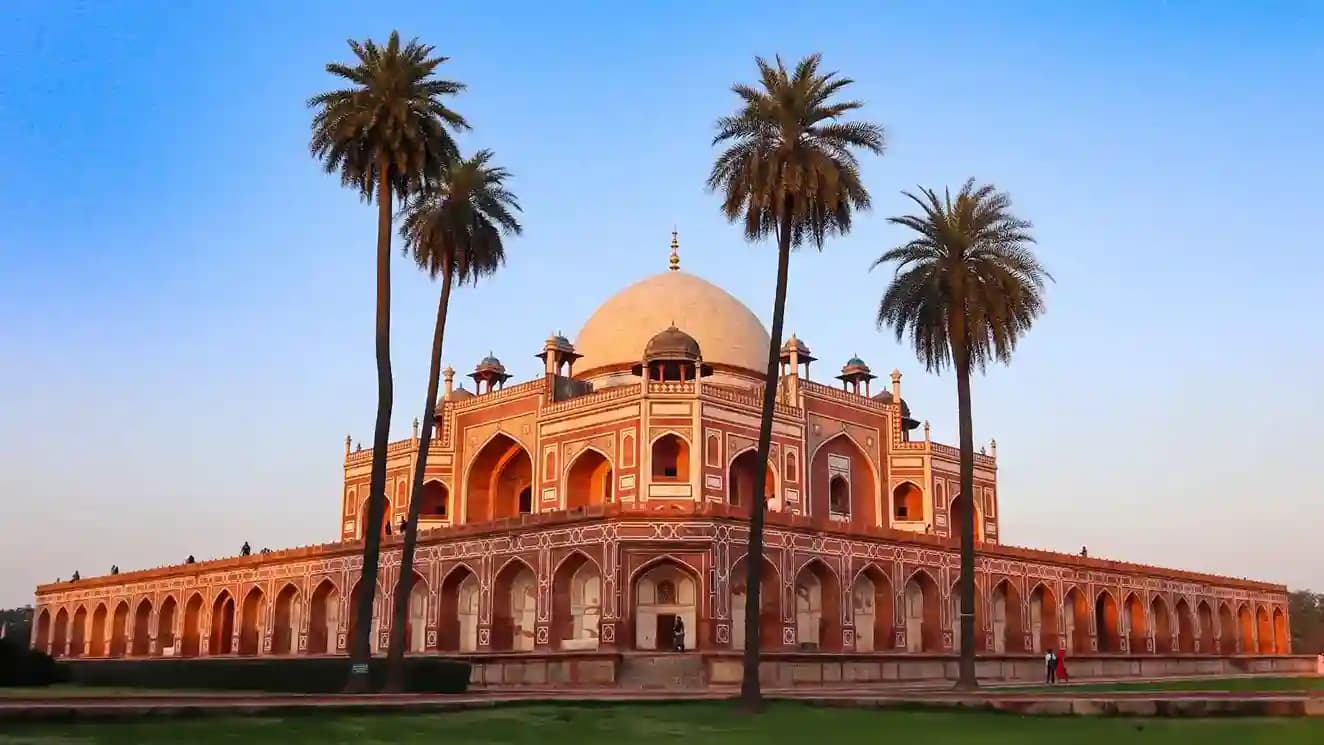 The Golden Triangle Tour: Heritage, Palaces & Mughal Grandeur