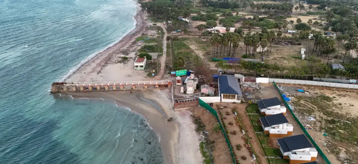 Villoondi Theertham in Rameswaram