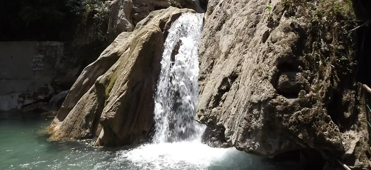 Kempty Falls Uttarakhand scenic spots for your Uttarakhand trip