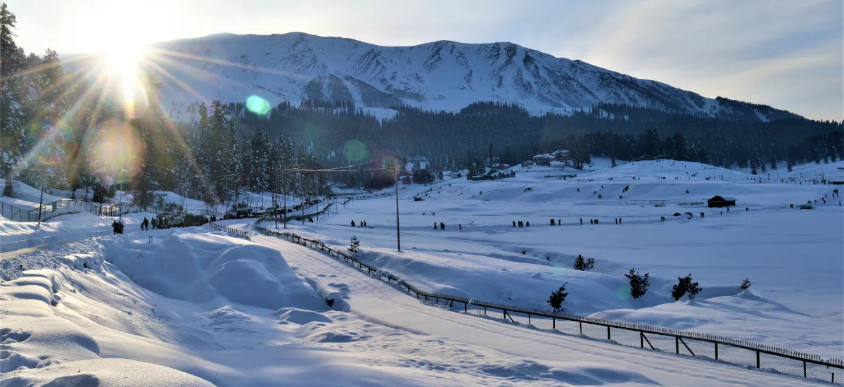 Gulmarg, Jammu & Kashmir - Best honeymoon destinations in India in July